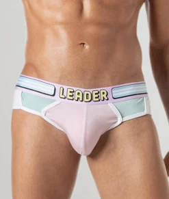 Briefs<Leader Candy Brief
