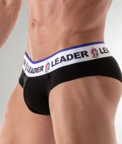 Briefs<Leader Identity Queen Brief