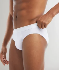 Briefs<2(X)IST Electric Brief