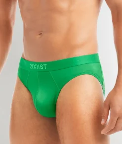Briefs<2(X)IST Sliq Brief