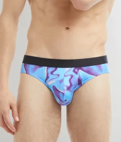 Briefs<2(X)IST Sliq Brief