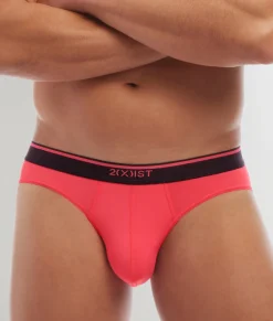 Briefs<2(X)IST Speed Dri Brief